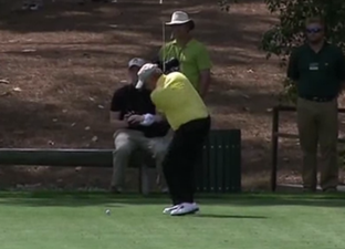 Video: Jack Nicklaus nails hole-in-one at Masters par-three contest