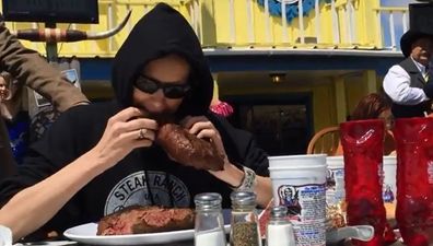 Video: Woman weighing just 54kg devours three 72oz steaks in 20 minutes