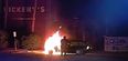 Video: This brave US cop dived into a burning car to save the driver…