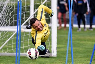 Report: Manchester United identify Samir Handanovic as David de Gea’s replacement