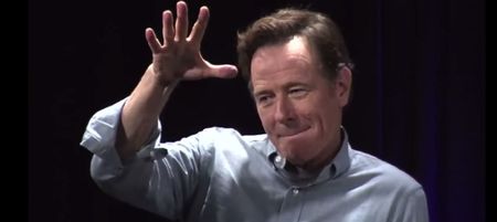 Bryan Cranston’s response to fan brings down the house at Comic-Con (Video)