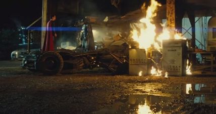 Batman V Superman: Dawn of Justice has a new trailer and it looks epic