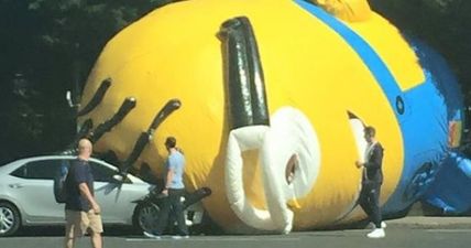 Enormous inflatable Minion causes havoc in Dublin…