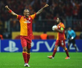 This sweeping move by Galatasary is sexier than Barcelona in full flow (Video)