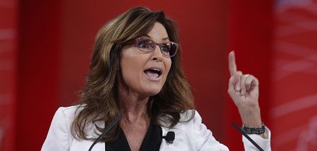 Sarah Palin calls on immigrants to “speak American” (Video)