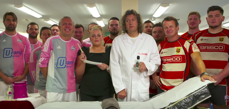 Austin Healey and Jimmy Bullard go head to head to prove who’s got the balls (Video)