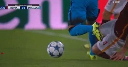 Barca man looks to have suffered another horror injury in the Champions League (Graphic Video)