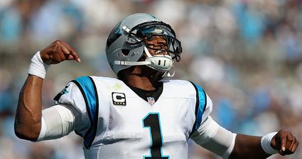 NFL quarterback scores a remarkable flip-touchdown (Video)