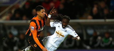 Curtis Davies shows off interesting battle scars after rough ride against Swansea (Photo)