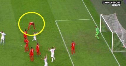 Robin van Persie’s truly terrible own goal confirms dismal Dutch defeat (Video)