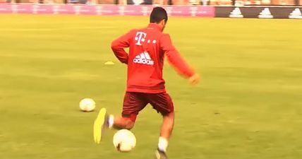 Thiago performs the most ridiculous piece of skill during Bayern training