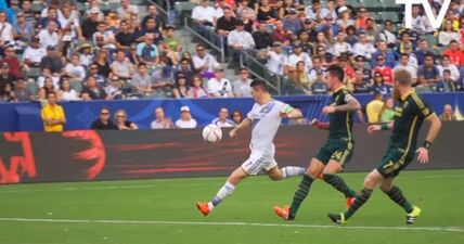 This Robbie Keane strike will surely be a contender for MLS Goal of the Season (Video)