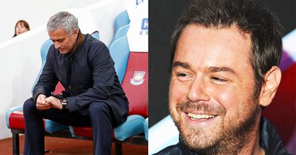 Cruel Danny Dyer confronts tragic looking Mourinho in West Ham stands (Video)