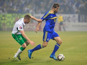 Fog plays havoc with Ireland’s game against Bosnia Herezegovina (Pics)