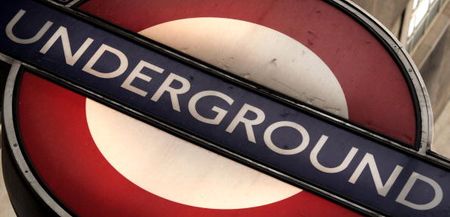 Police ‘carry out controlled explosion’ on car abandoned outside London tube station (Video)