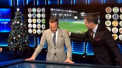 Jamie Carragher’s brilliant welcome to Craig Bellamy as Gary Neville’s replacement (Video)