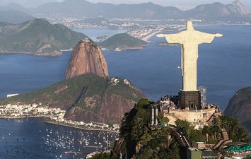 Watch the incredible footage of two fearless men climbing Rio’s most iconic statue