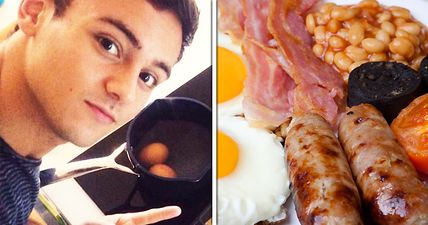 PIC: The internet loses its sh*t over the contents of Tom Daley’s frying pan (no, really)