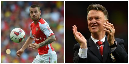 Manchester United are looking to take Mathieu Debuchy on loan