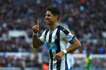 Ayoze Perez ends Manchester United speculation with contract extension