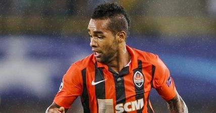 Stunned Liverpool fans rage as Alex Teixeira agrees move to Chinese club