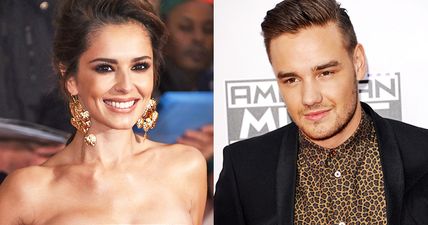 Apparently him from One Direction is dating Cheryl…and he’s paid tribute to her backside