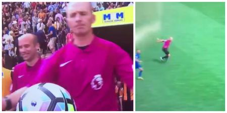 People are absolutely loving this pointlessly flamboyant refereeing from Mike Dean