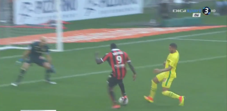 Mario Balotelli can’t stop scoring as Nice extend their lead at the top of Ligue 1