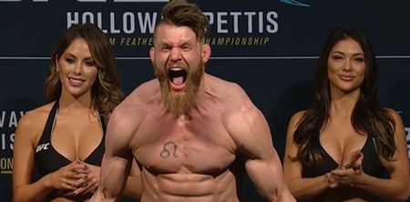 UFC newcomer forced to shave off beard before stepping into the Octagon