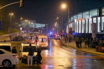 Besiktas’ rivals Galatasaray pay tribute to those who lost their lives in Istanbul bombings