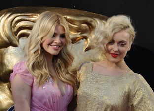 Fans noticed something a bit creepy in a throwback photo of Holly Willoughby and Fearne Cotton