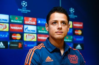 Javier Hernandez pays visit to the barber as he honours Super Bowl bet