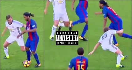 Ronaldinho sends former Manchester United midfielder for a hotdog with disgusting nutmeg