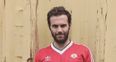 Juan Mata is looking slick as hell in his retro Manchester United jersey