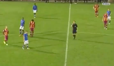 WATCH: Excruciating footage shows referee’s attempts to book three players