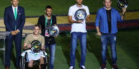 Chapecoense goalkeeper makes an inspiring return after losing a leg in plane crash