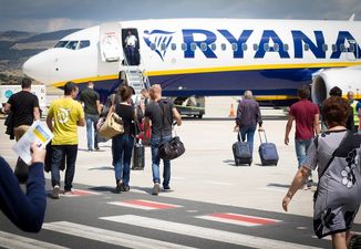 Ryanair remind customers of new rules on carry-on luggage about to come into effect