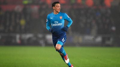 Arsène Wenger claims paying Özil £350,000 per week is cheaper than signing a replacement