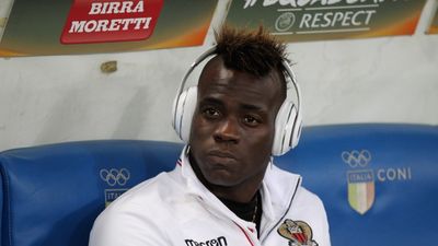 Mario Balotelli yellow carded for complaining about racist abuse from opposition fans