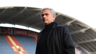 Man United appear to be starting with a 4-3-3 formation for Huddersfield match