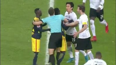 Liverpool-bound Naby Keita sparks brawl during feisty Bundesliga fixture