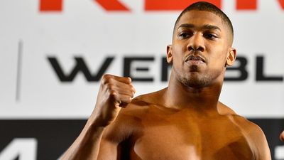 Anthony Joshua shows off remarkable hand speed for a heavyweight