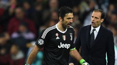 Reaction of Real Madrid fans as Buffon left the pitch was quite something