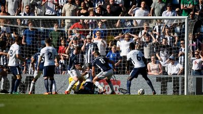 Supporters complain about kit issue as West Brom stun Spurs