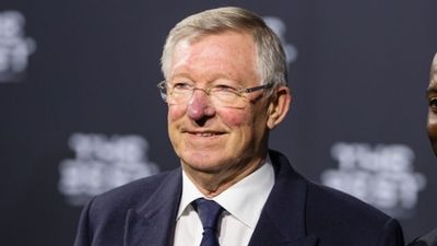 Manchester United announce that Sir Alex Ferguson is out of intensive care