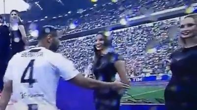 Medhi Benatia left brutally hanging in Serie A title presentation ceremony