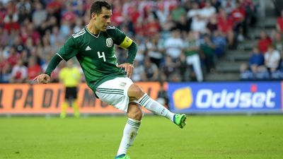 Why Rafael Marquez cannot drink from the same bottles as his Mexico teammates