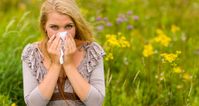 Motorists who take certain hay fever tablets risk face a large fine and a driving ban