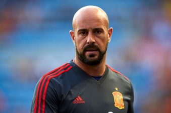 Pepe Reina could seal surprise Premier League return, days after joining AC Milan