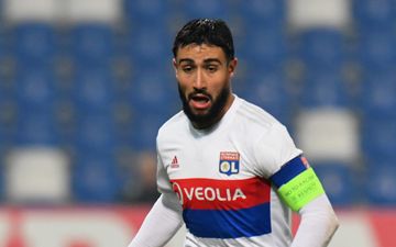 Chelsea are interested in signing Nabil Fekir from Lyon